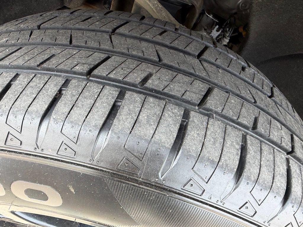 Used 2022 Chevrolet Silverado 1500 RST w/ Redline Edition image 38