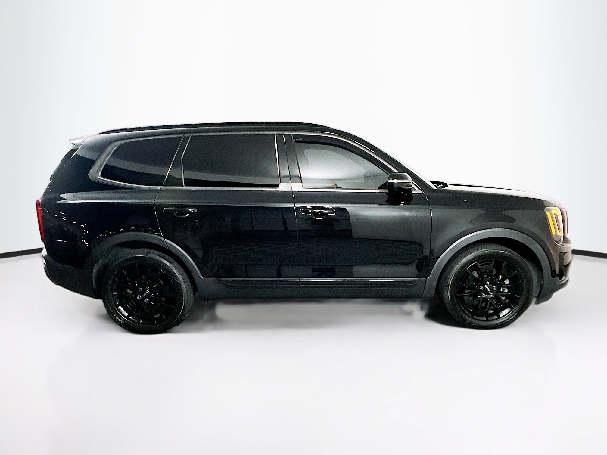 Used 2022 Kia Telluride SX w/ Nightfall Edition Package AWD/4WD image 10