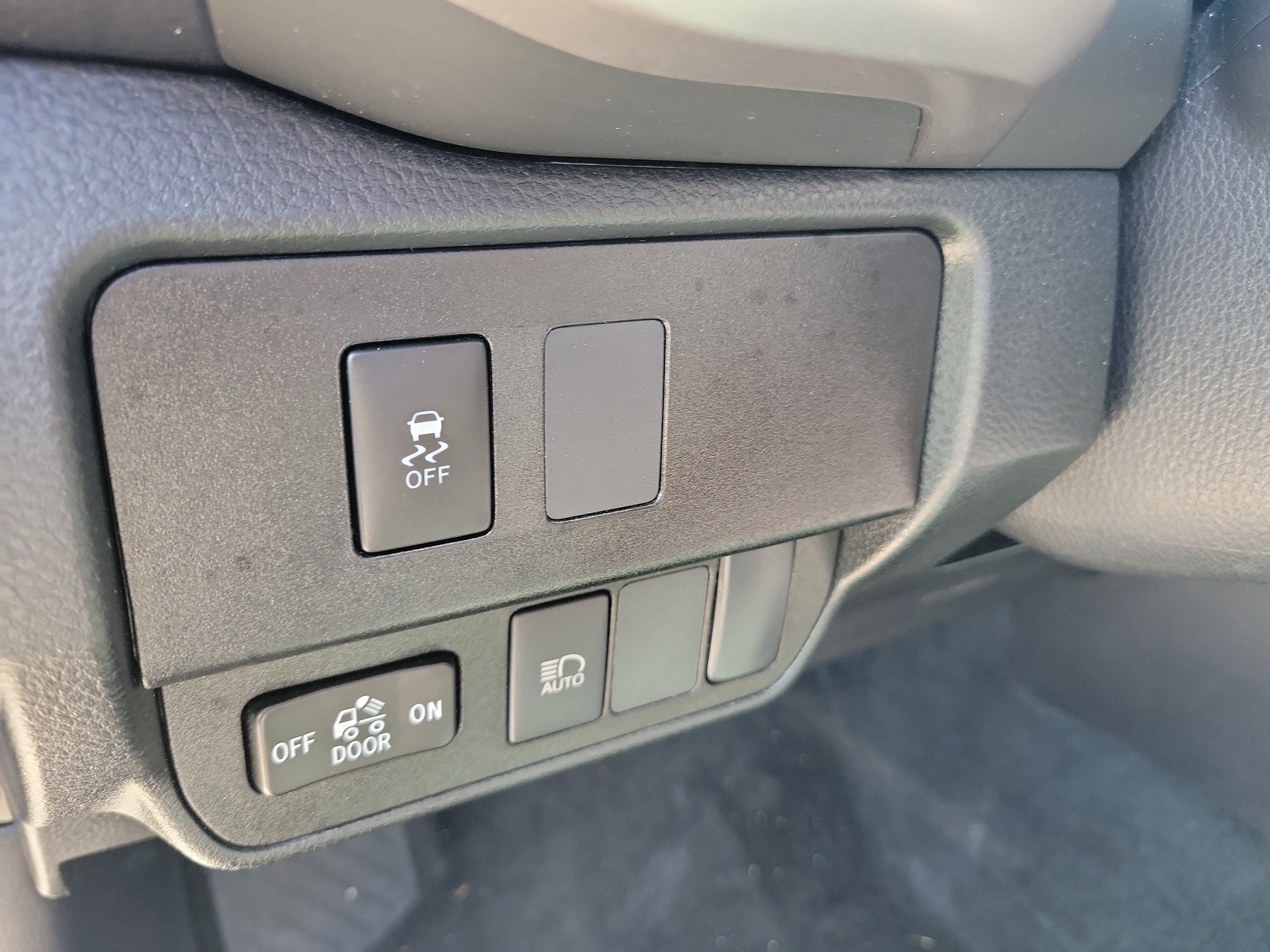 Used 2023 Toyota Tacoma SR5 RWD image 25