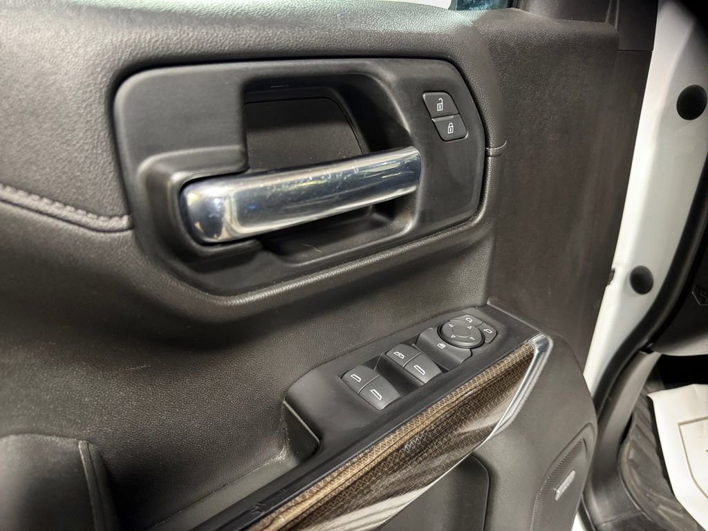 Used 2020 Chevrolet Silverado 1500 LT Trail Boss image 14