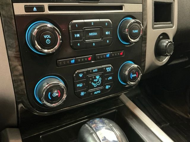 Used 2016 Ford Expedition Limited w/ Equipment Group 301A image 24