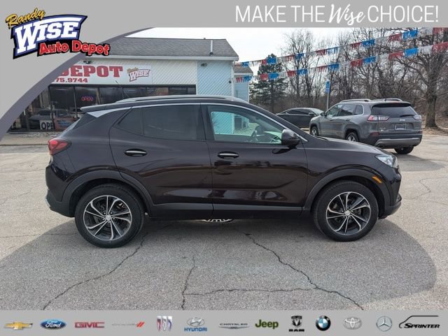 Used 2021 Buick Encore GX Essence image 2