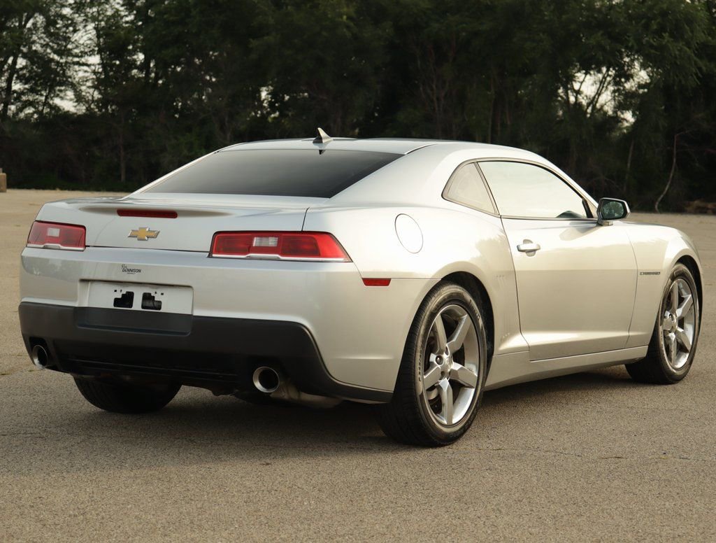 Used 2014 Chevrolet Camaro LT RWD image 7
