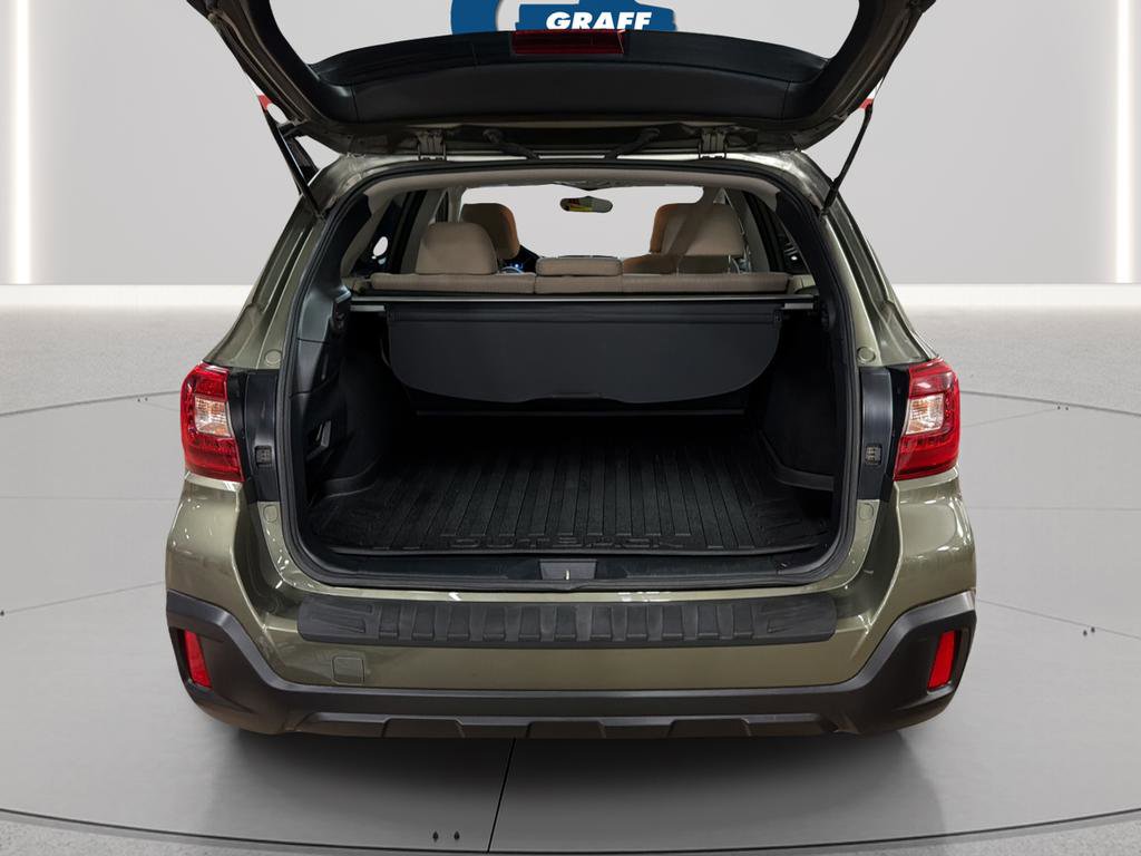 Used 2019 Subaru Outback 2.5i Premium image 16