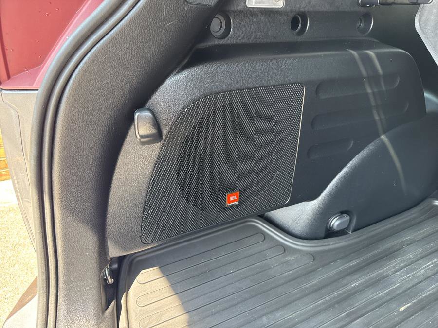 Used 2015 Toyota RAV4 Limited image 42