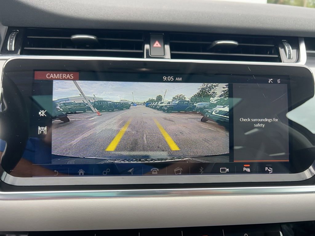 Used 2020 Land Rover Range Rover Evoque SE AWD/4WD image 16