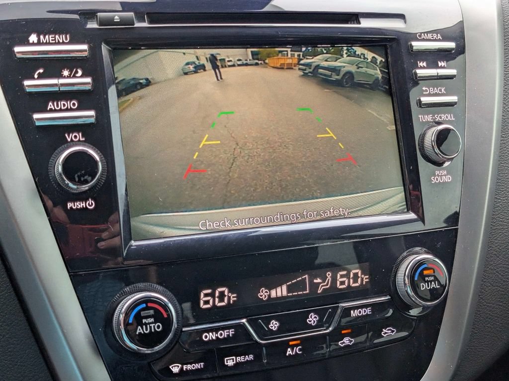 Used 2023 Nissan Murano SV FWD image 23