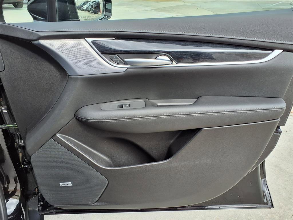 Certified 2025 Cadillac XT5 Premium Luxury AWD/4WD image 11