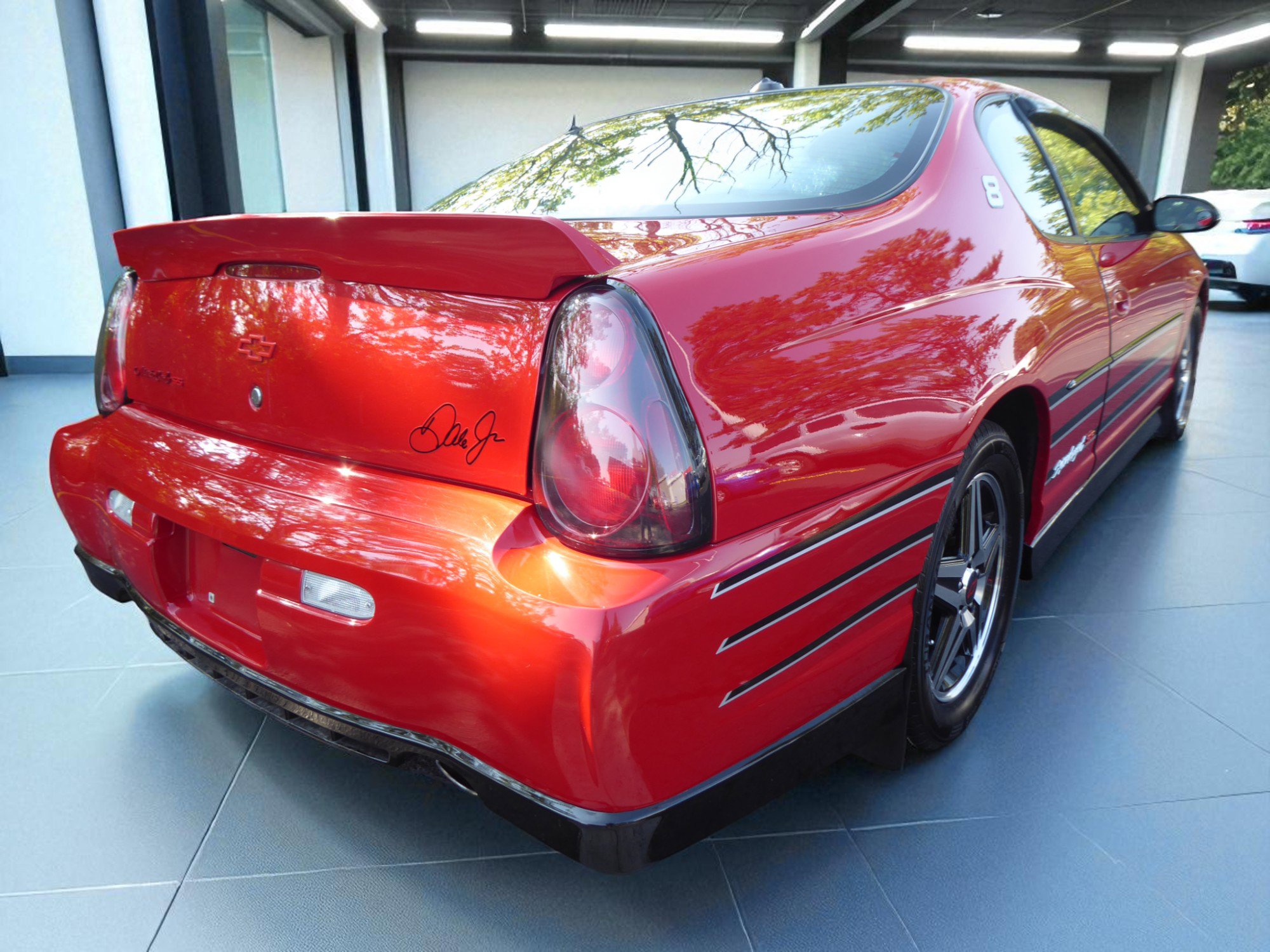 Used 2004 Chevrolet Monte Carlo SS w/ Dale Earnhardt Jr. Package image 11