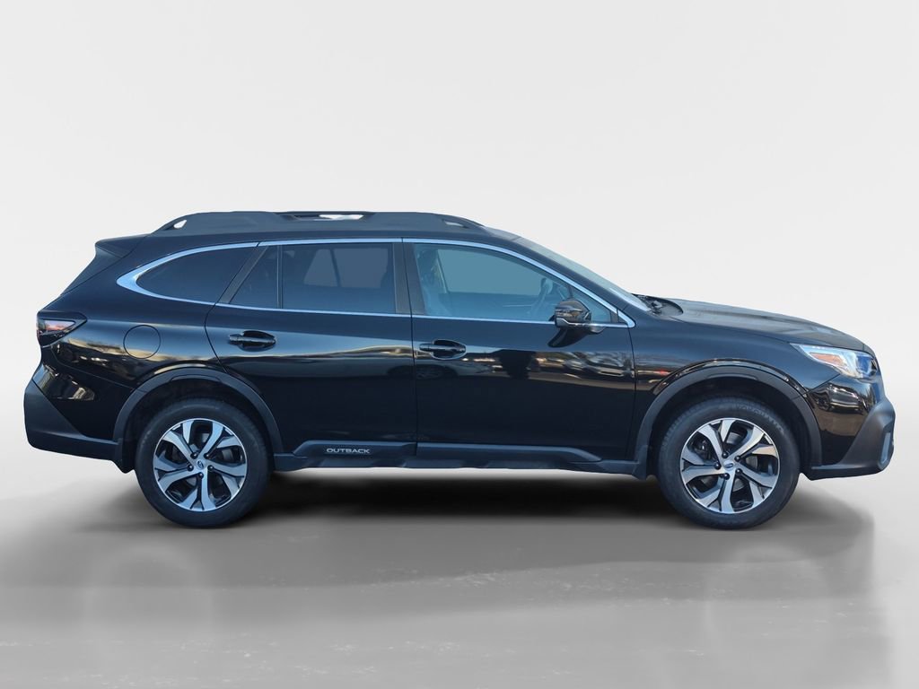 Used 2022 Subaru Outback Limited image 3