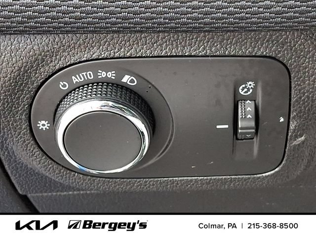 Used 2016 Chevrolet Cruze LT FWD image 26