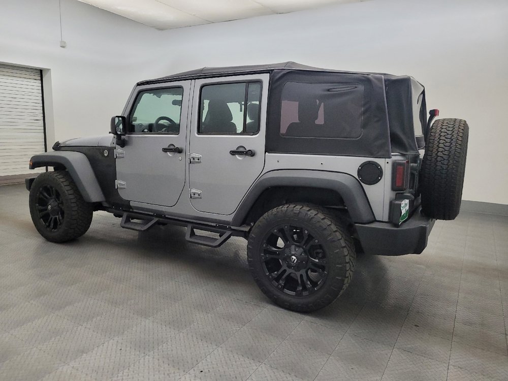 Used 2014 Jeep Wrangler Unlimited Sport w/ Connectivity Group AWD/4WD image 3