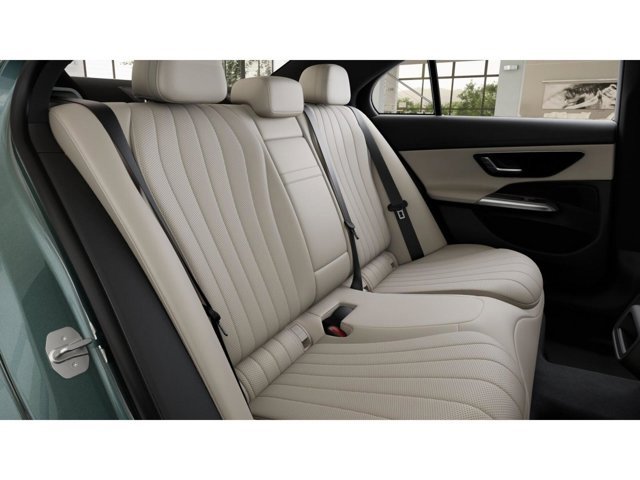 New 2026 Mercedes-Benz E 350 4MATIC Sedan image 5
