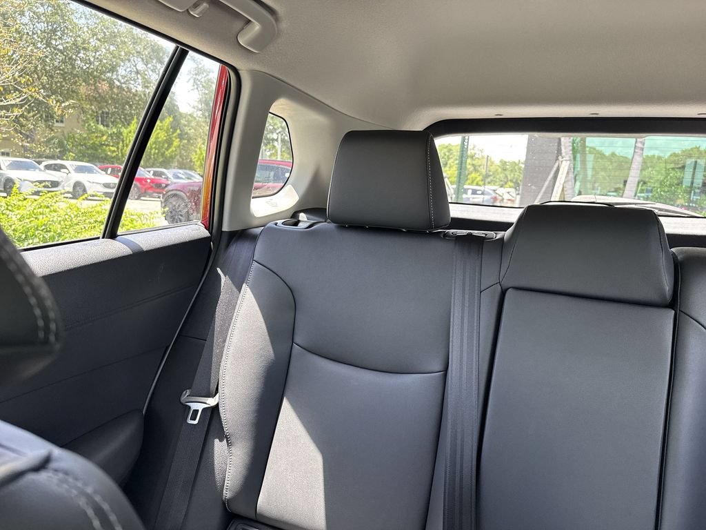 Used 2023 Toyota Corolla Cross XLE w/ Convenience Package FWD image 17