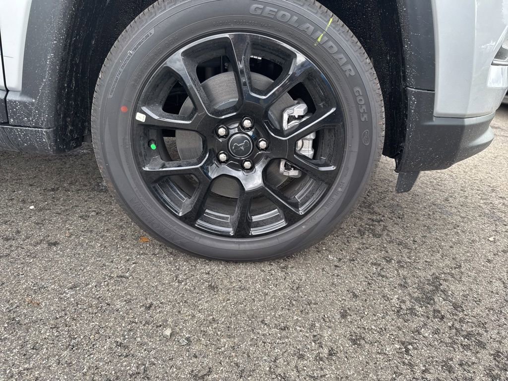 New 2026 Jeep Compass Latitude AWD/4WD image 14
