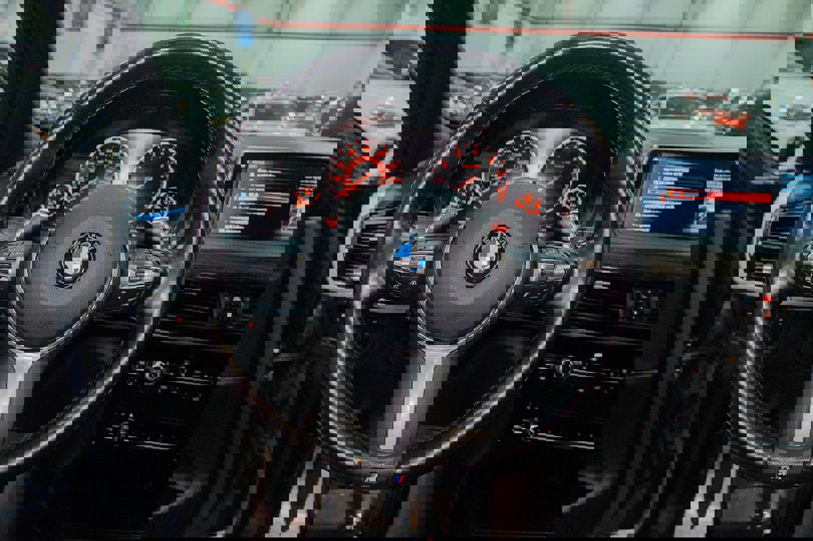 Used 2018 BMW X5 xDrive50i w/ M Sport Package image 41