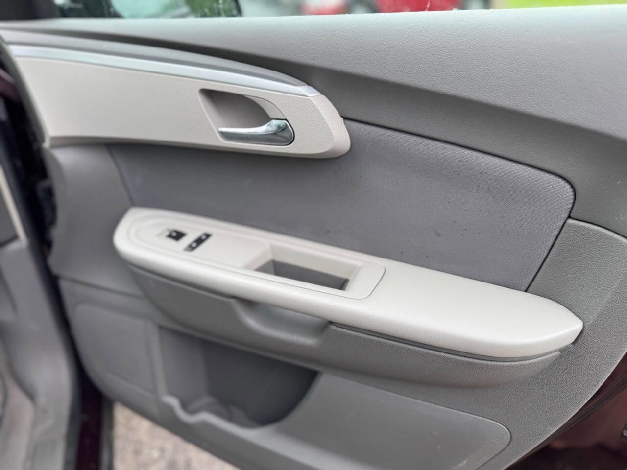 Used 2009 Chevrolet Traverse LS image 20