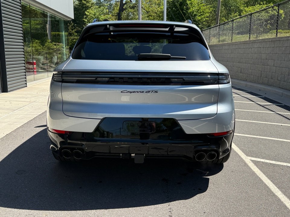 New 2026 Porsche Cayenne GTS AWD/4WD image 6