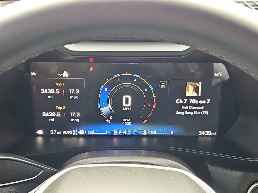 Used 2025 Chevrolet Colorado Trail Boss w/ Off-Road Front Bumper Package image 15