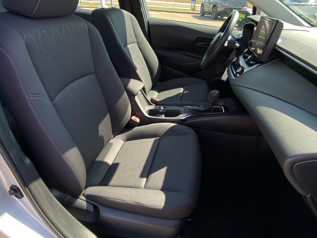 Used 2024 Toyota Corolla LE FWD image 15