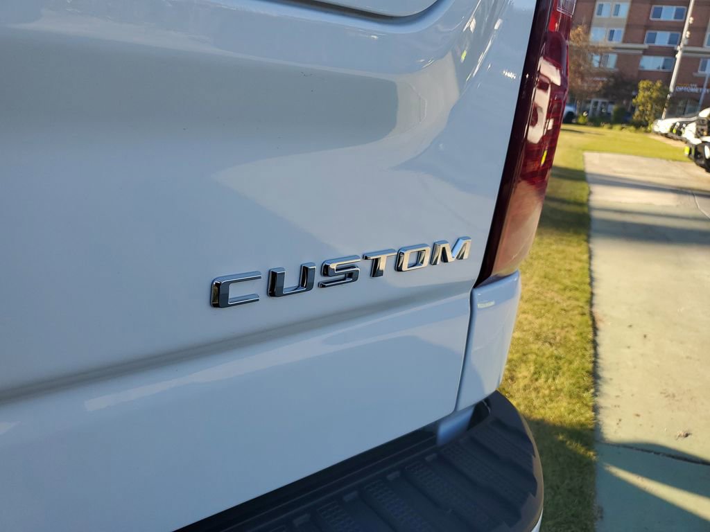New 2025 Chevrolet Silverado 1500 Custom w/ LPO, Utility Wall Package image 8