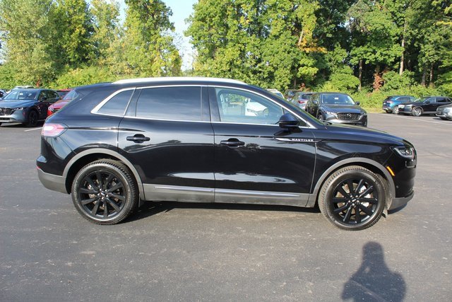 Certified 2023 Lincoln Nautilus Reserve w/ Equipment Group 201A image 2