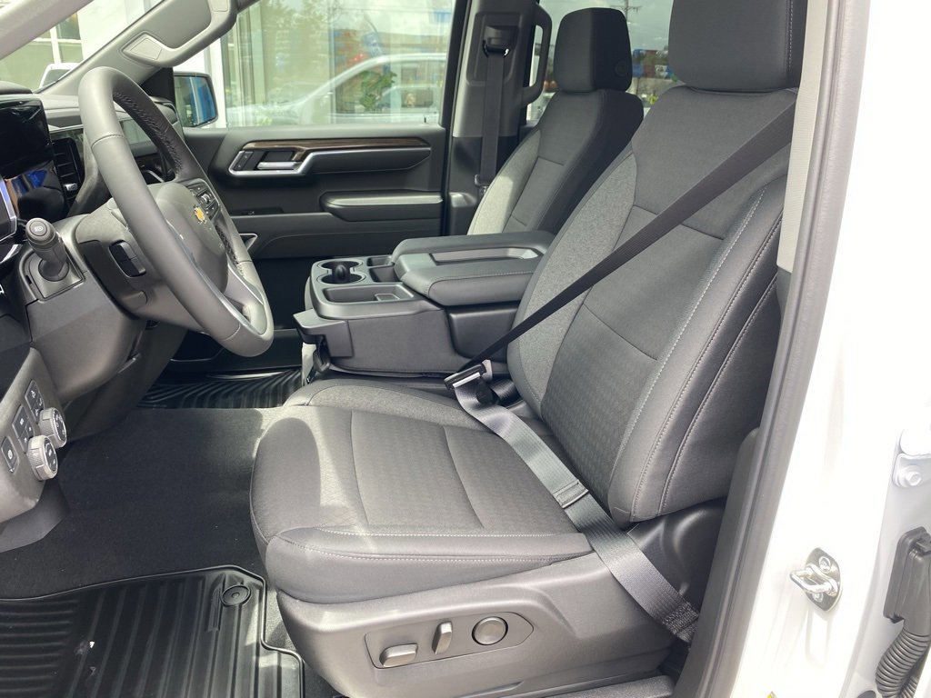 New 2026 Chevrolet Silverado 1500 LT image 8