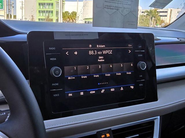 New 2025 Volkswagen Taos SE image 18