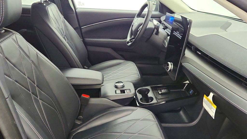 Used 2024 Ford Mustang Mach-E Select w/ Comfort Package Lite image 23