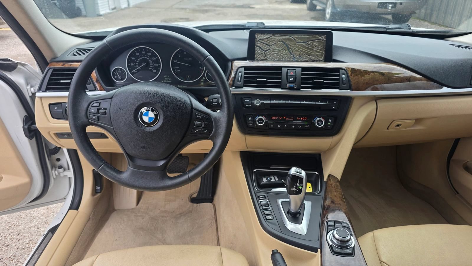 Used 2013 BMW ActiveHybrid 3 RWD image 9