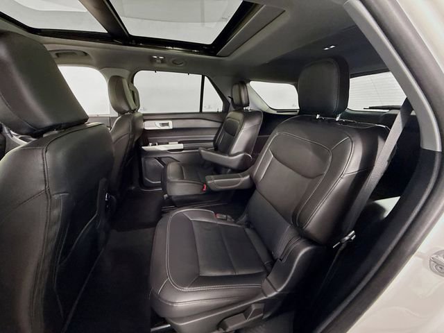 Used 2022 Ford Explorer Limited w/ Equipment Group 301A image 26