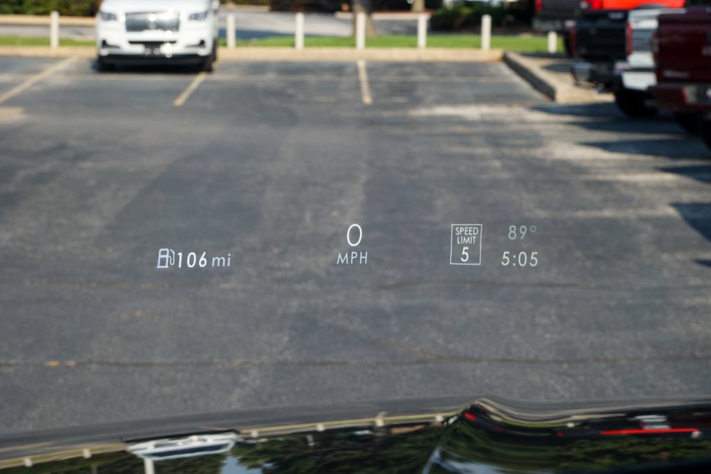 Used 2024 Lincoln Navigator Reserve AWD/4WD image 18