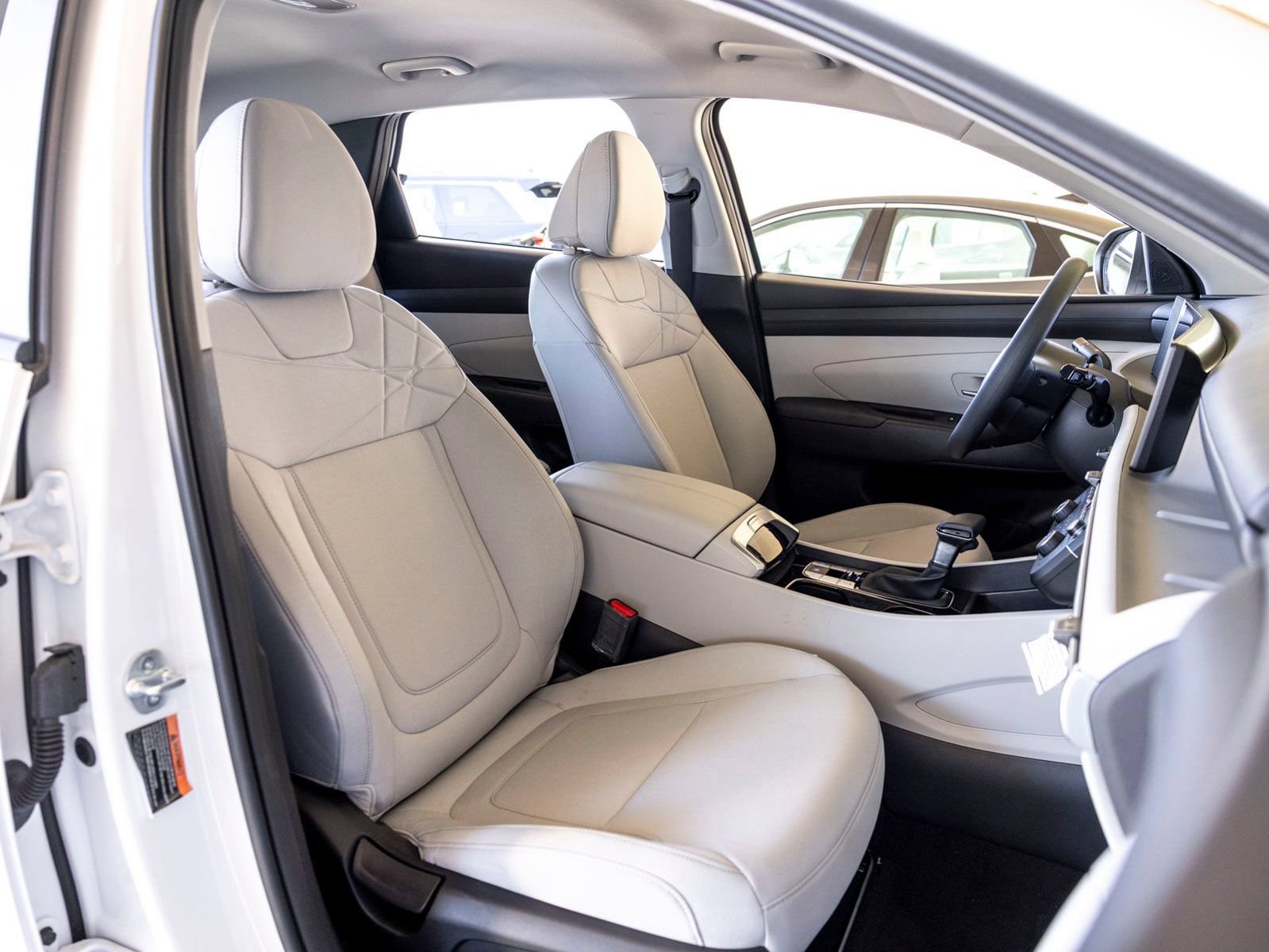 New 2025 Hyundai Tucson SE FWD image 25