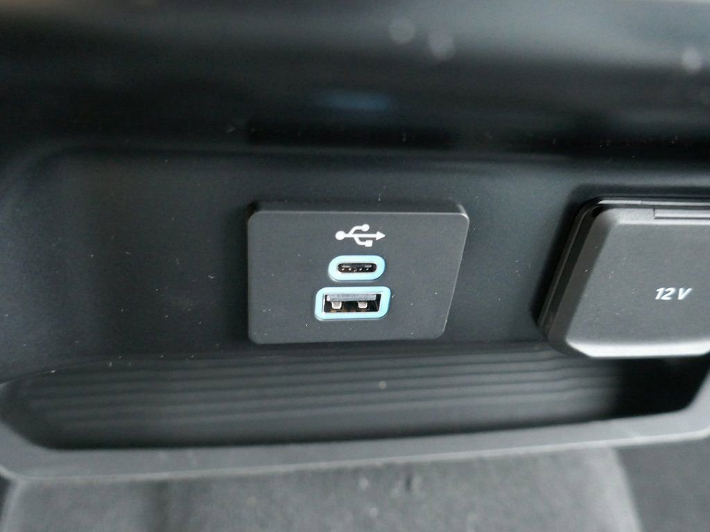 New 2026 Ford F250 XLT w/ XLT Premium Package image 24