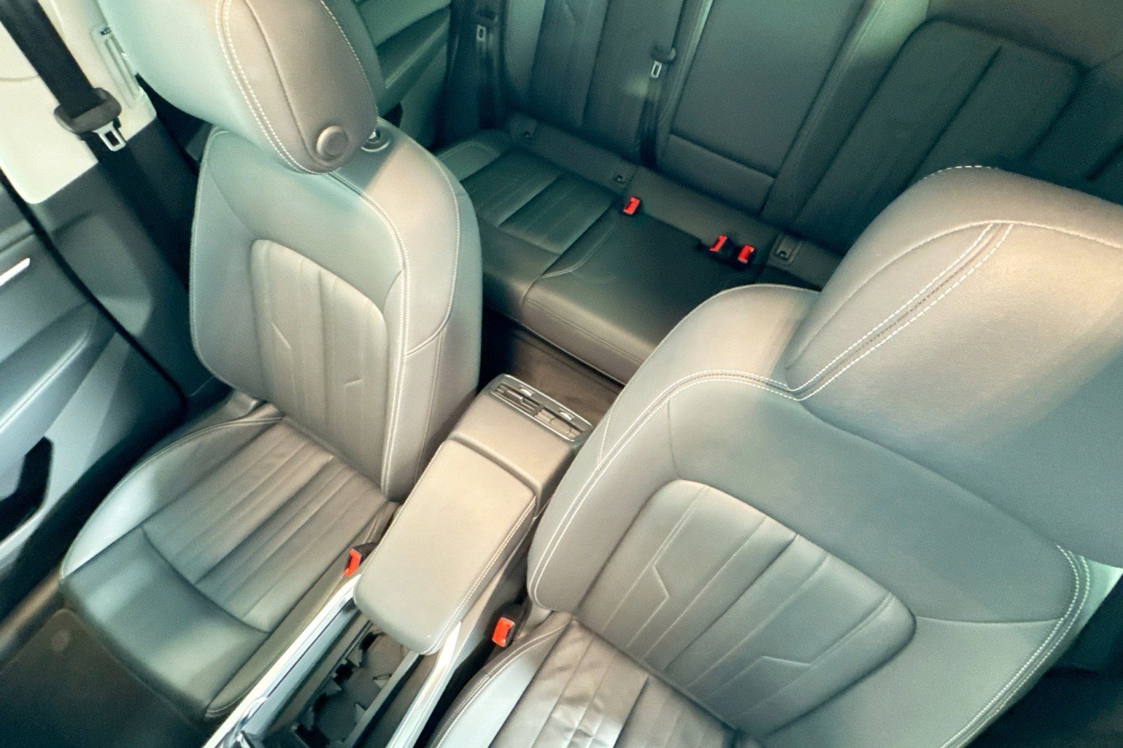 Used 2022 Audi e-tron Premium image 19