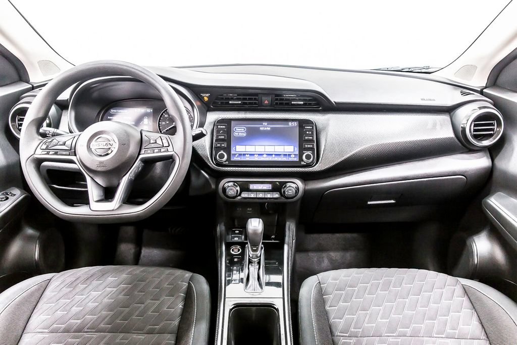 Used 2021 Nissan Kicks SV w/ Exterior Package FWD image 17