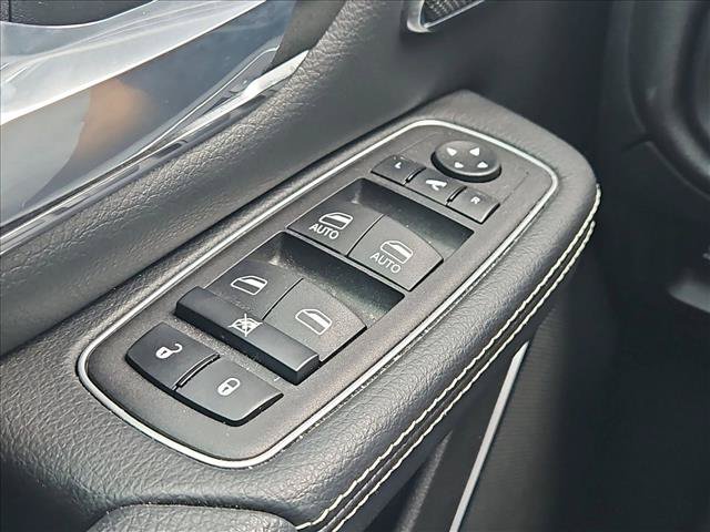 Used 2024 RAM 1500 Laramie AWD/4WD image 20