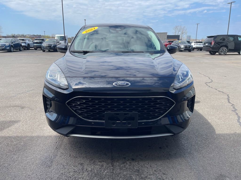 Used 2021 Ford Escape SE AWD/4WD image 2