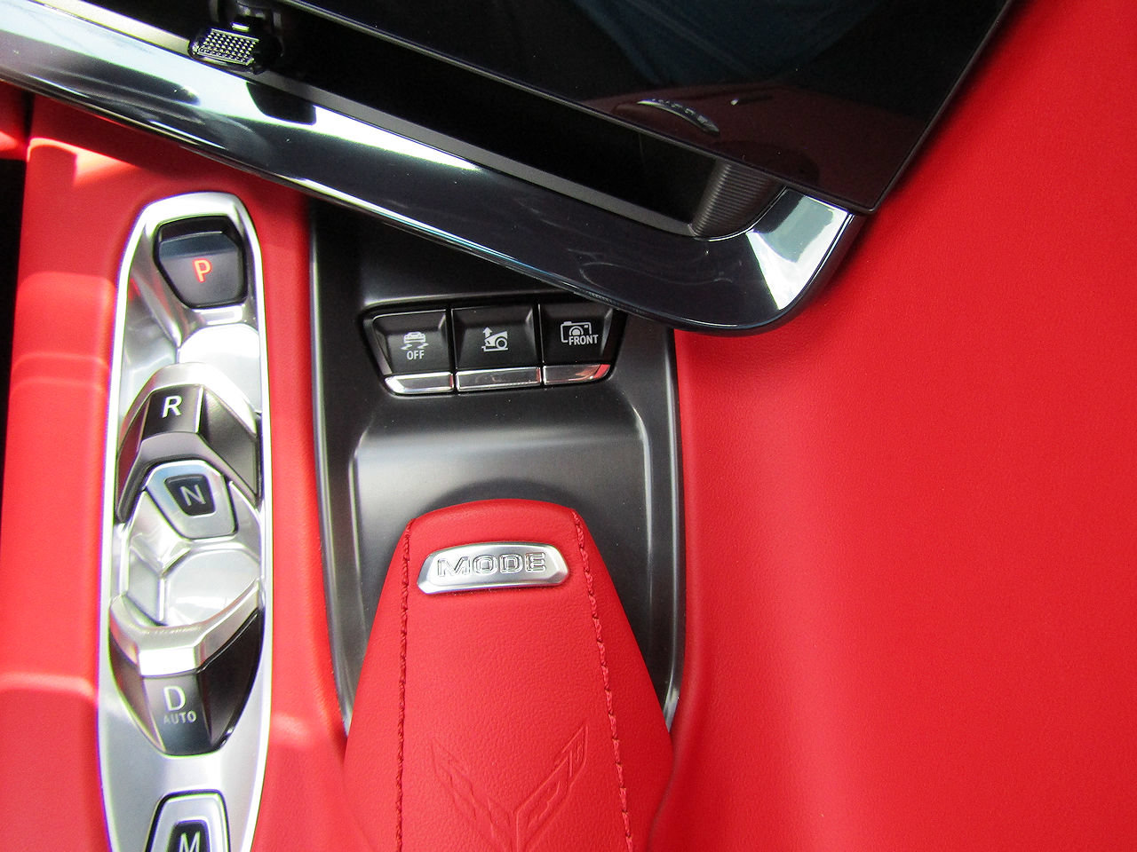 Used 2024 Chevrolet Corvette Z06 w/ Z07 Performance Package RWD image 18