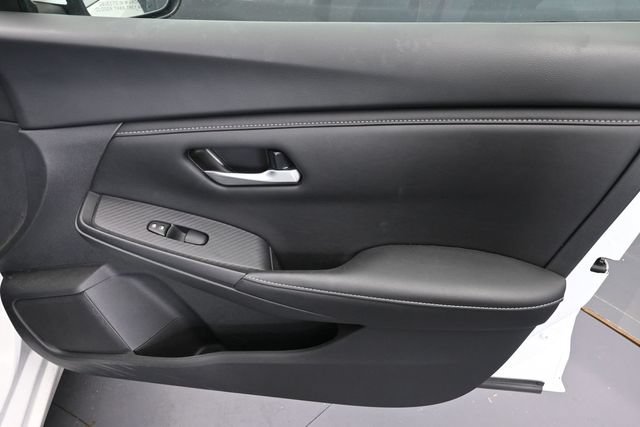 Used 2024 Nissan Sentra SV w/ All-Weather Package FWD image 32
