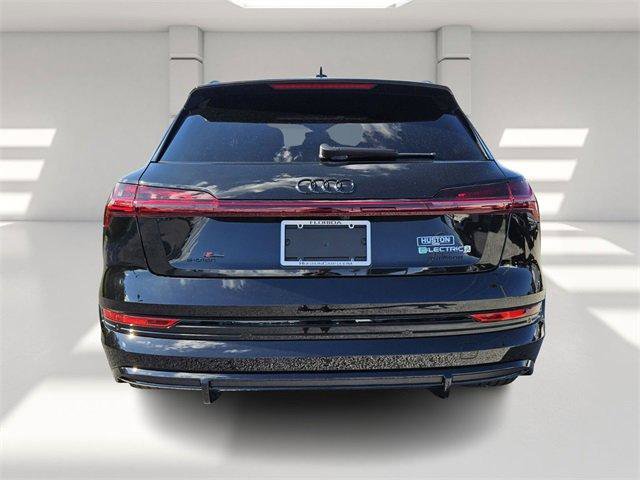 Used 2023 Audi e-tron Chronos image 4