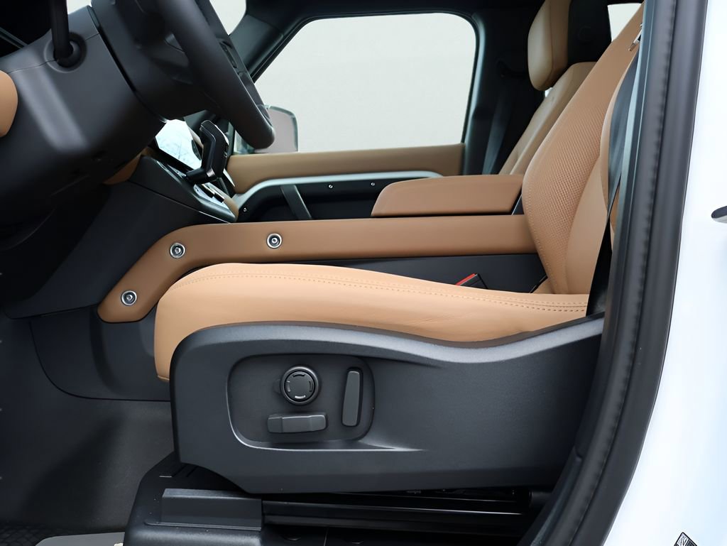 New 2026 Land Rover Defender 110 X-Dynamic SE image 36