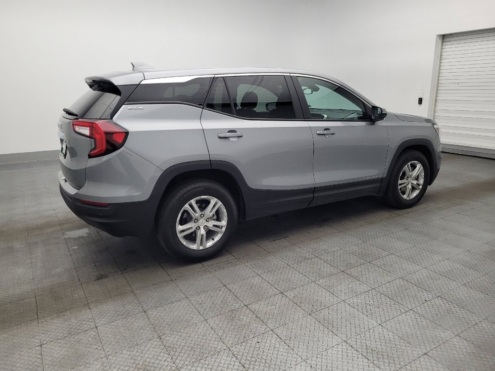 Used 2024 GMC Terrain SLE w/ Fleet Convenience Package image 10