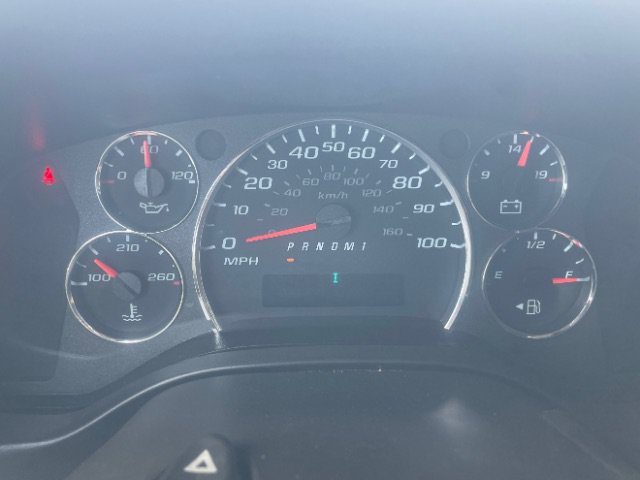 Used 2021 Chevrolet Express 3500 w/ Driver Convenience Package RWD image 13