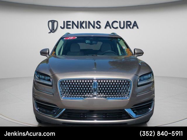 Used 2019 Lincoln Nautilus Select image 8