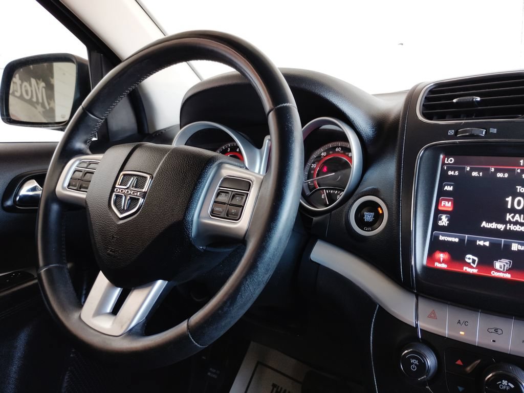 Used 2019 Dodge Journey SE w/ Safe & Sound Group FWD image 32