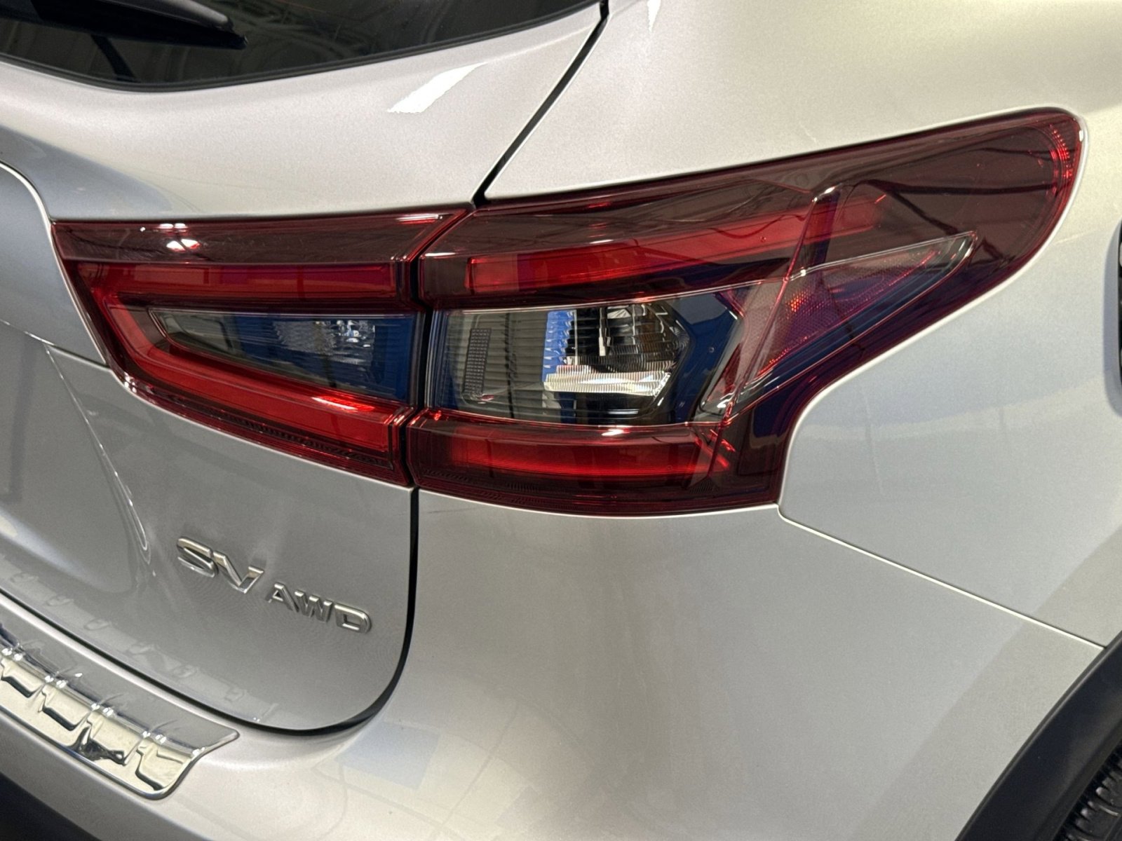 Used 2022 Nissan Rogue Sport SV image 41