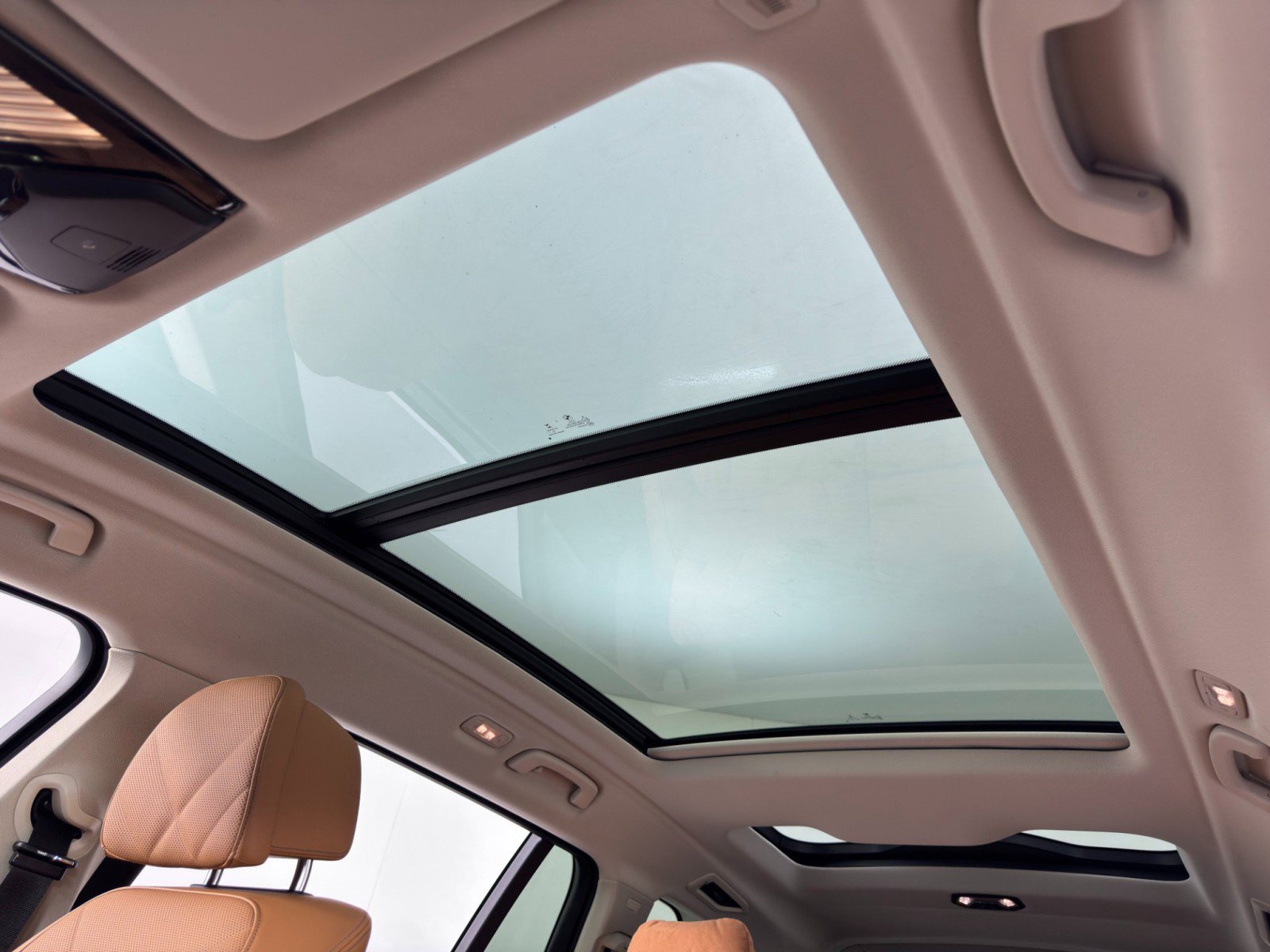 Used 2023 BMW X7 xDrive40i w/ Premium Package image 12