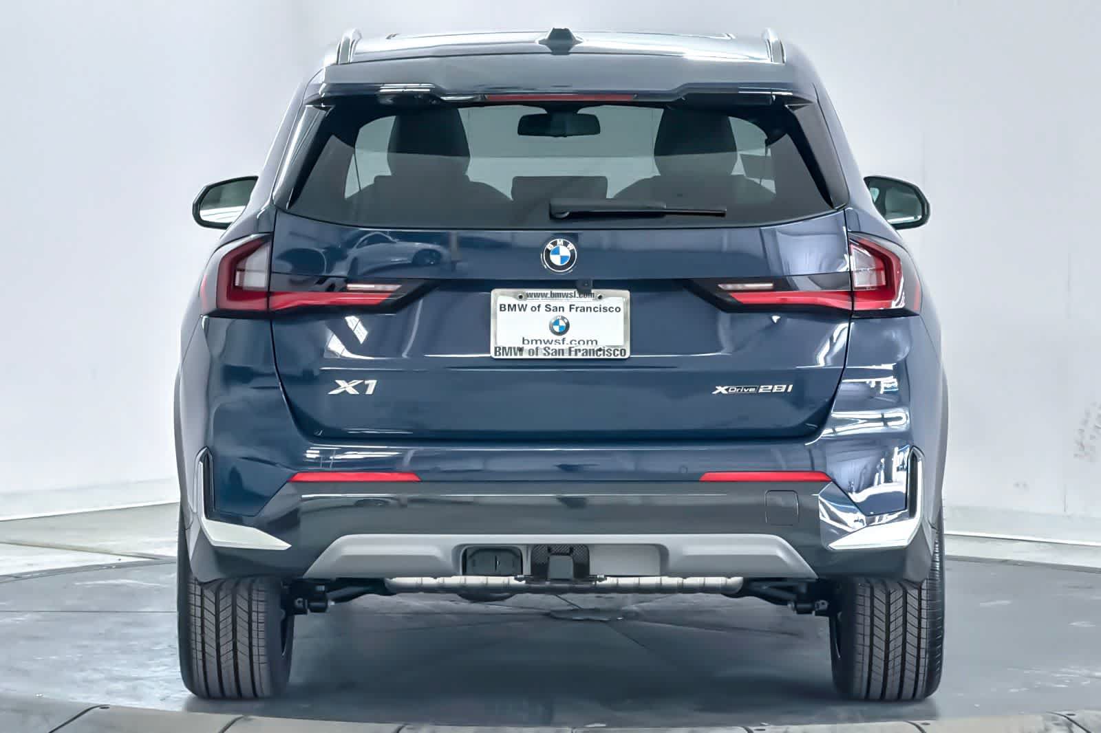 New 2026 BMW X1 xDrive28i w/ Technology Package AWD/4WD image 7