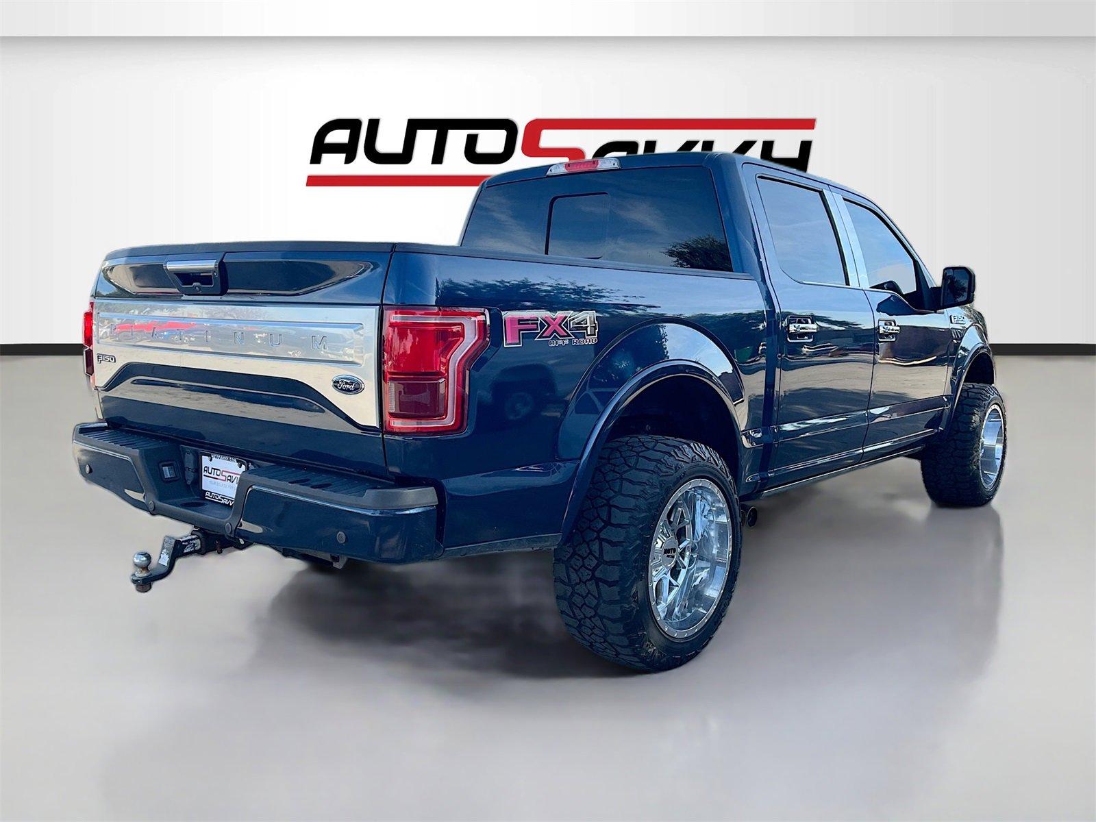 Used 2017 Ford F150 Platinum w/ Equipment Group 701A Luxury image 7